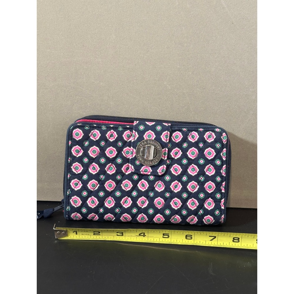 Vera Bradley Turnlock Wallet Navy Pink Green Geometric Quilted Cotton Zip Around - Picture 3 of 6
